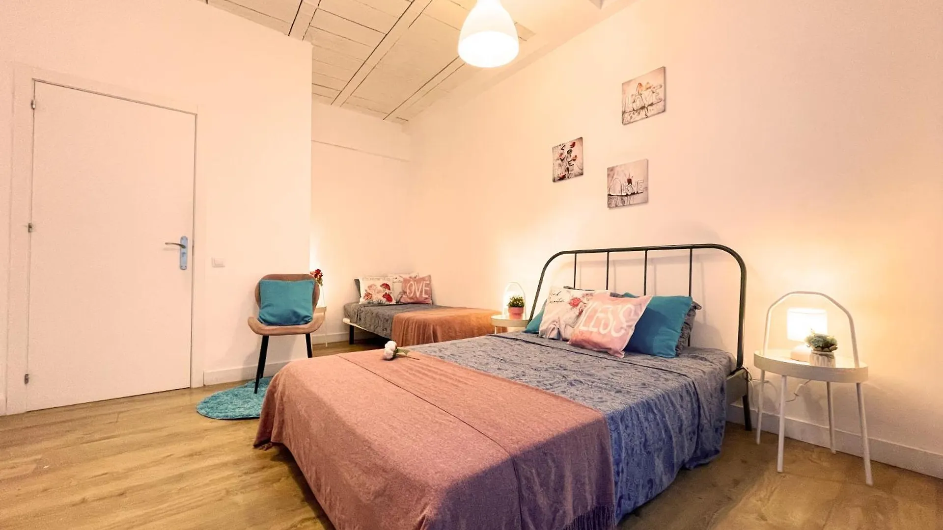 Oasis Rooms Barcelona - By Port Vell 1 Hostel